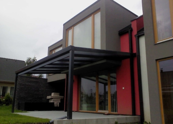 Funkční a stabilní zastřešení-hliníková pergola