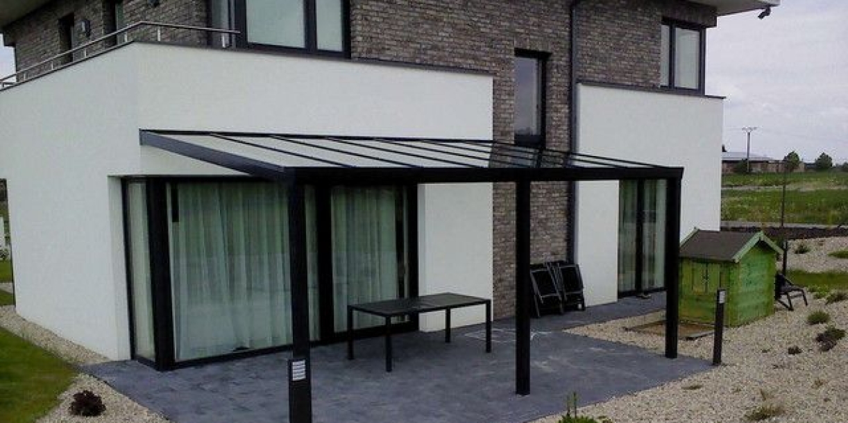 Hliníková pergola s grafickým návrhem a dopravou zdarma