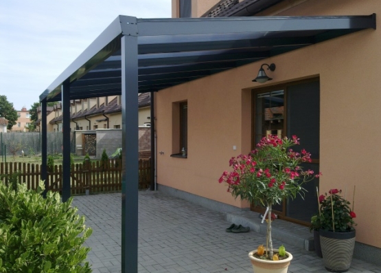 Nemusíte se starat o údržbu hliníkové pergoly