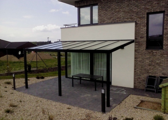 Pergola z hliníku - lze jí zhotovit i v zimě