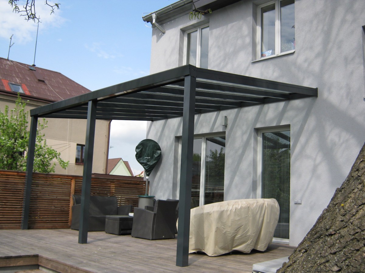 Hliníková pergola antracit RAL 7016 500 x 250 cm provedení DELUXE