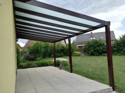 Hliníková pergola hnědá RAL 8017 500 x 400 cm provedení DELUXE