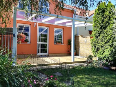 Hliníková pergola bílá RAL 9010 700 x 200 cm provedení ECO