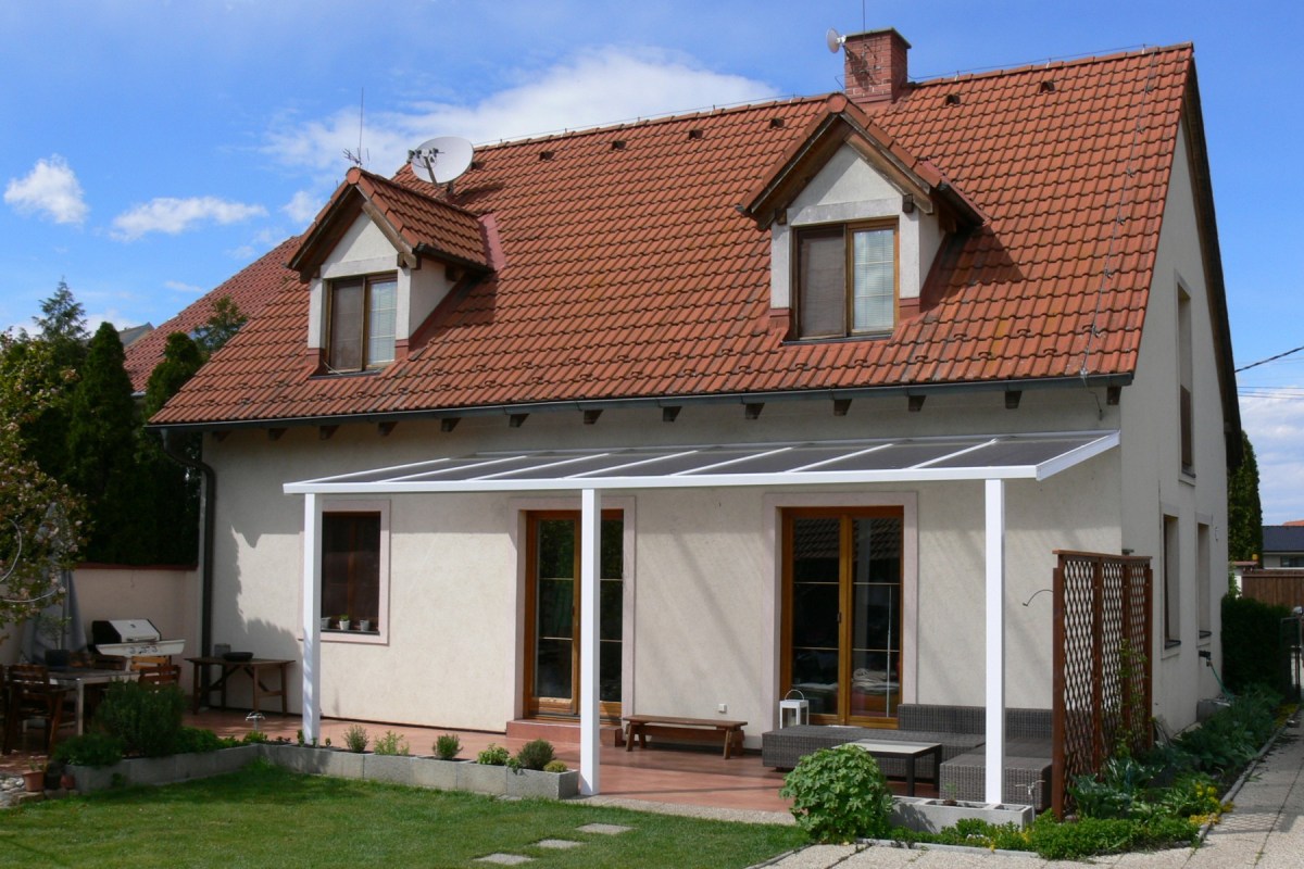 Hliníková pergola bílá RAL 9010 600 x 300 cm provedení ECO